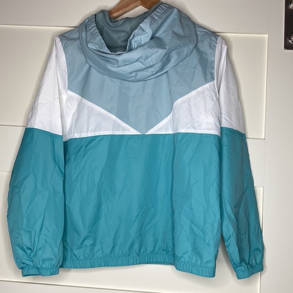 NWT Volcom Girls Juniors Colorblock Water Resistant Windbreaker Spring Jacket - Picture 7 of 7